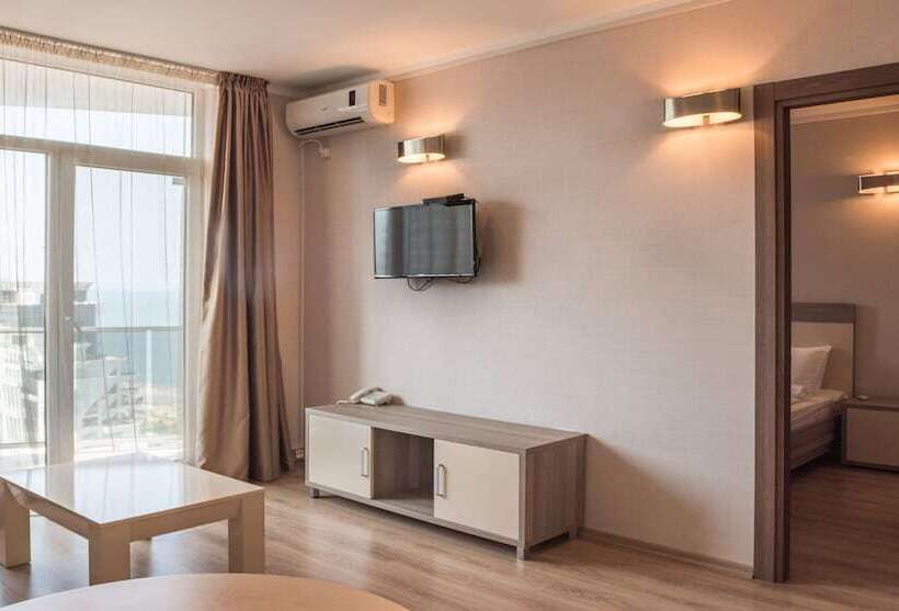 آپارتمان 1 خوابه, Silk Road Sea Towers Batumi Apart