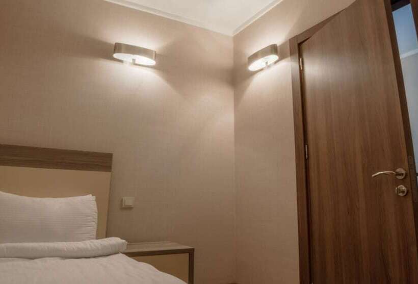 آپارتمان 2 خوابه, Silk Road Sea Towers Batumi Apart