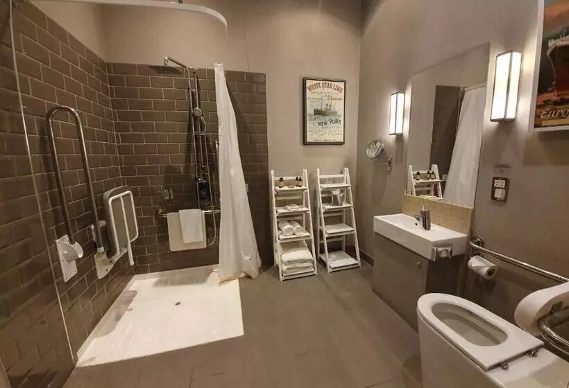Superior Room Adapted for people with reduced mobility