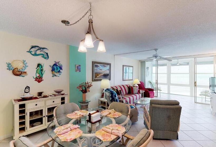 Апартаменты 2 Спальни, Martinique 401s