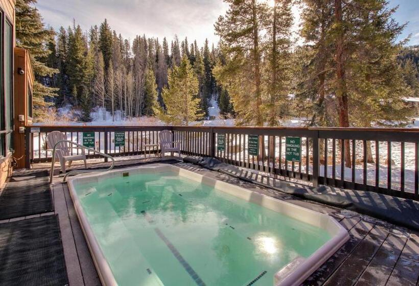 3ベッドルームアパートメント, Short Walk To Lifts!