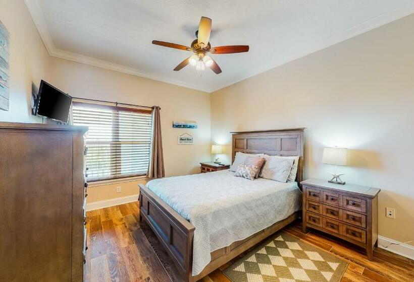 شقة غرفتين, Summerhouse 402