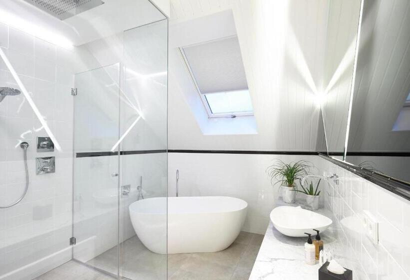 سوئیت با تخت بزرگ, Alda Hotel Reykjavík