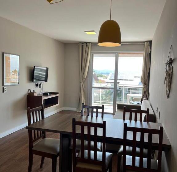 דירת שני חדרים, Balmare