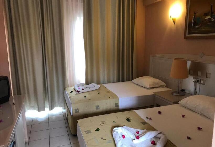 스탠다드 트리플 룸, Ares Dream Hotel  All Inclusive