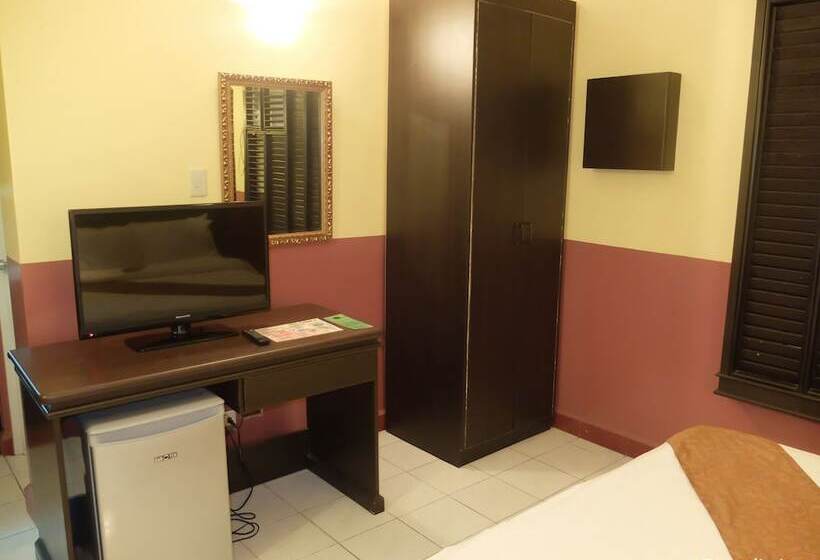 سوییت جونیور, Dm Residente Hotel Inns & Villas