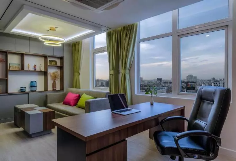 Juniorsviitti, êmm Hotel Saigon