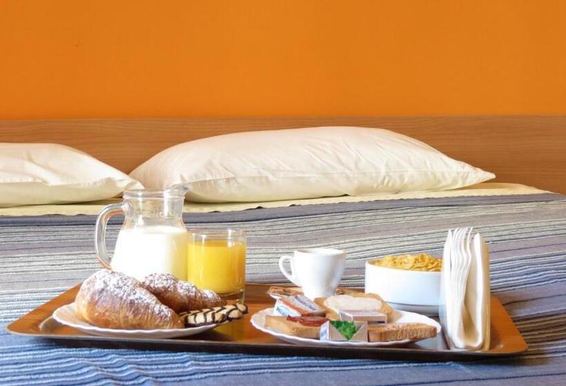 اتاق استاندارد چهار تخته, Mamma Sisi