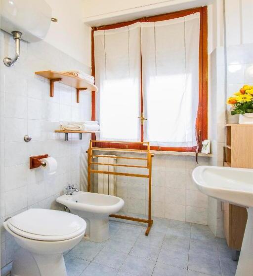 اتاق استاندارد یک نفره, Mamma Sisi