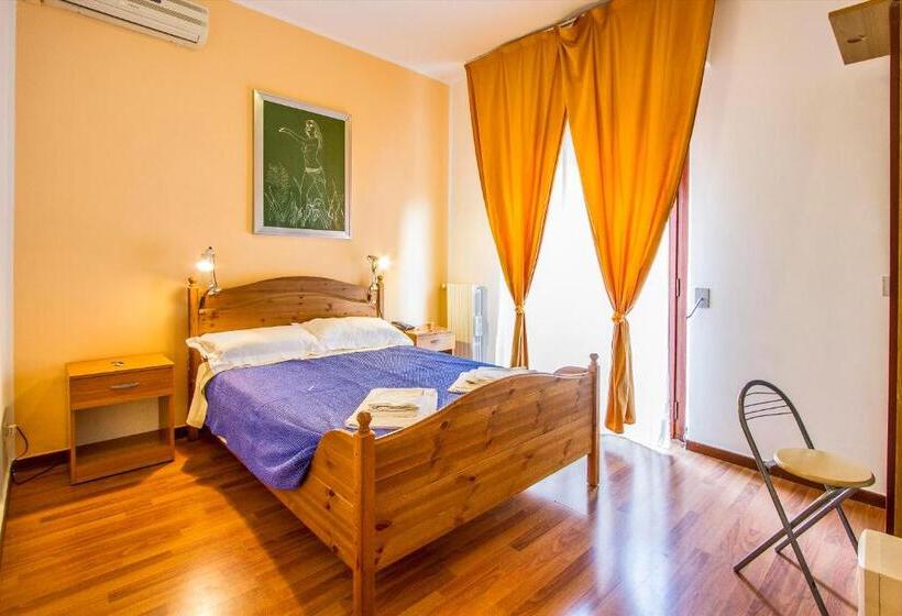 اتاق استاندارد یک نفره, Mamma Sisi