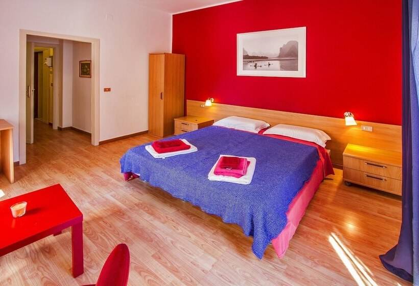 اتاق استاندارد, Mamma Sisi