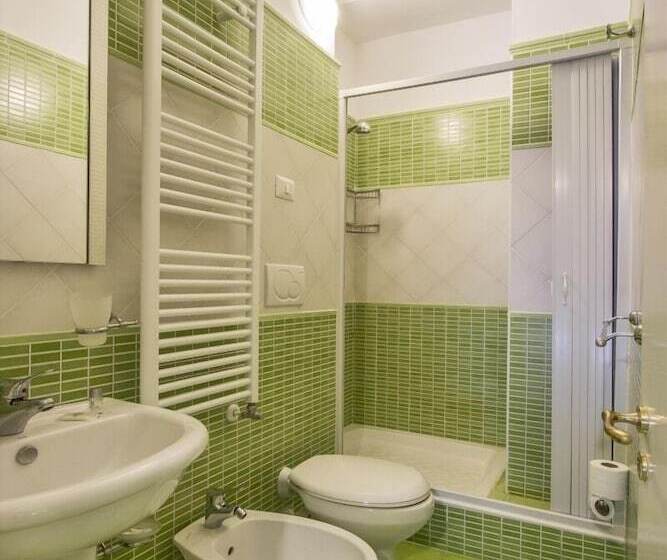 اتاق استاندارد, Mamma Sisi