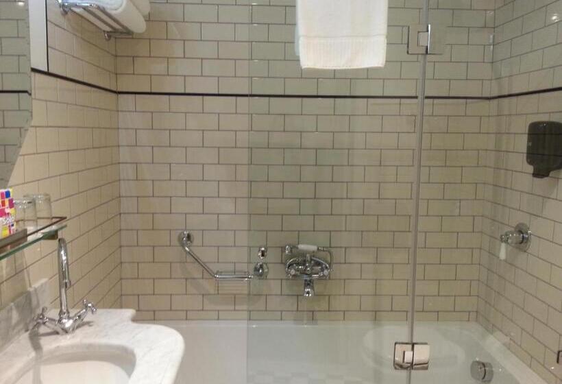 חדר סטנדרט נוף לים עם מרפסת, Market House An Atlas Boutique