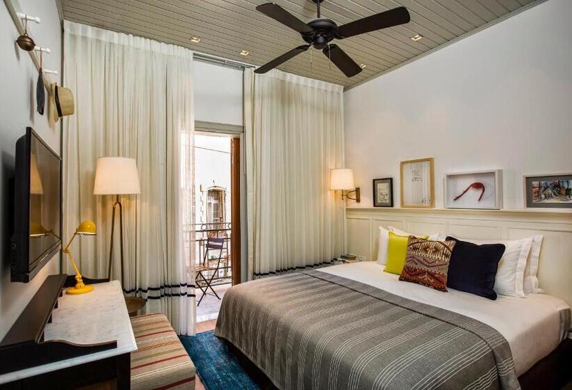 חדר סופריור עם מרפסת, Market House An Atlas Boutique