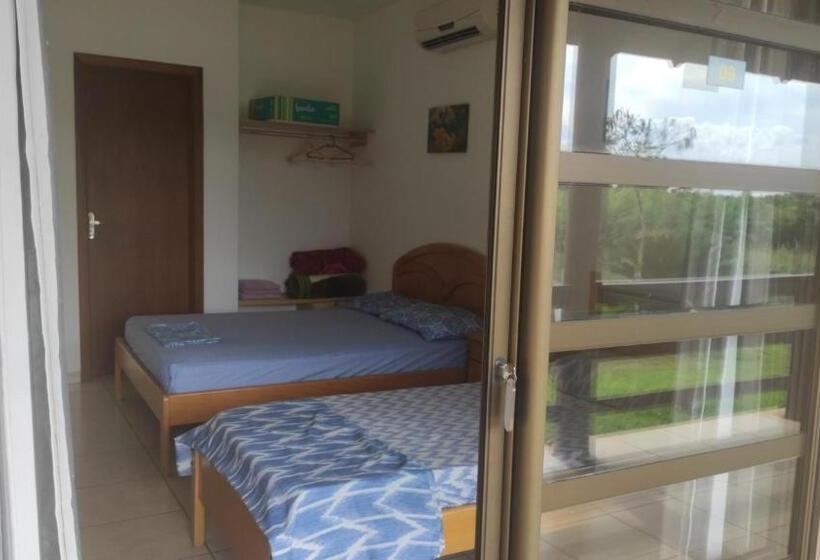 스탠다드 트리플 룸, Park Golf Hostel Ipelandia
