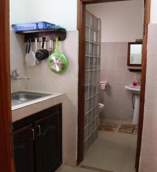 استودیو استاندارد با بالکن, Kakatar Family Residence , Yoff