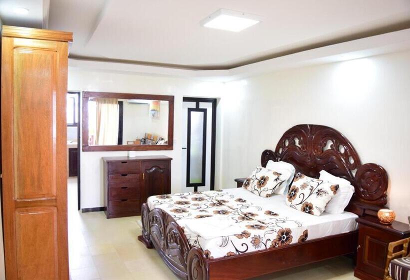 آپارتمان 1 خوابه با چشمانداز دریا, Kakatar Family Residence , Yoff