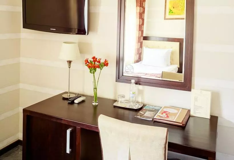 Habitación Estàndard Individual, Taurus Hotel & Spa
