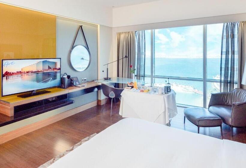 클럽 룸 킹침대, The Art Hotel & Resort