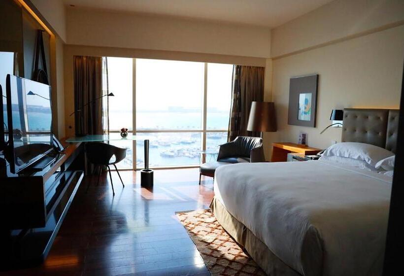 클럽 룸 킹침대, The Art Hotel & Resort