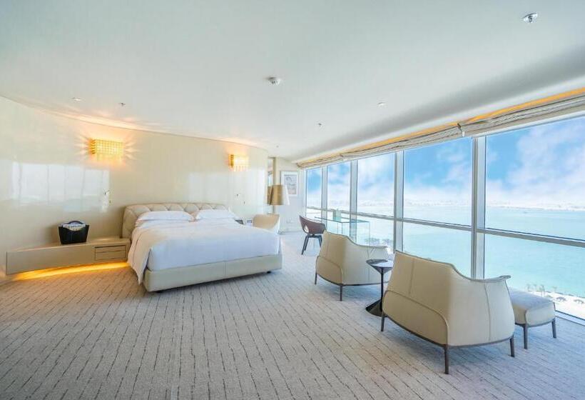 로얄 스위트, The Art Hotel & Resort