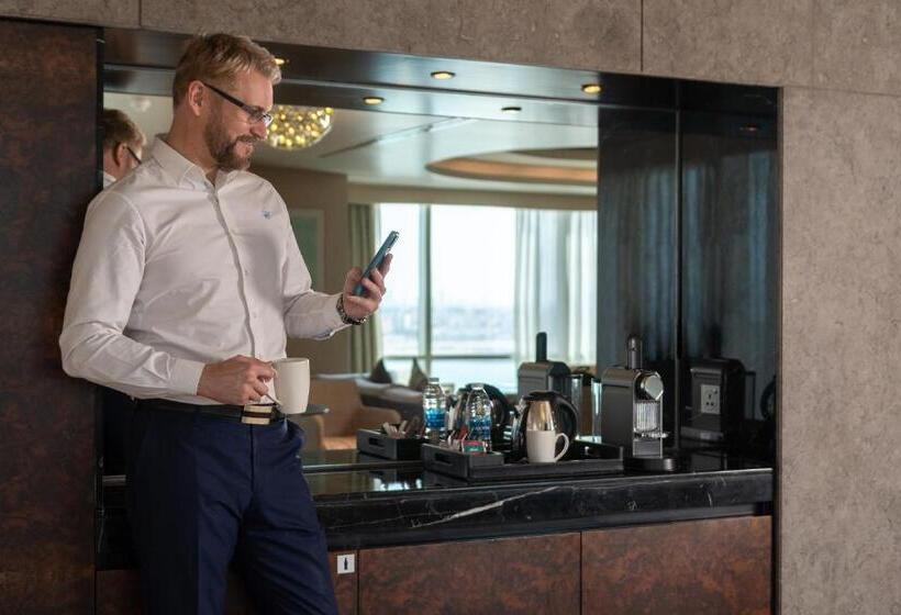 클럽 스위트, The Art Hotel & Resort