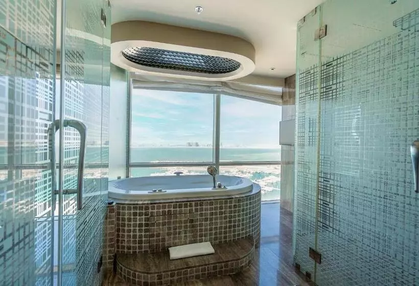 سوئیت رویال, The Art Hotel & Resort