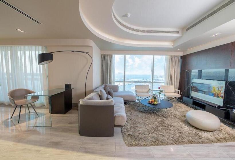 스위트, The Art Hotel & Resort