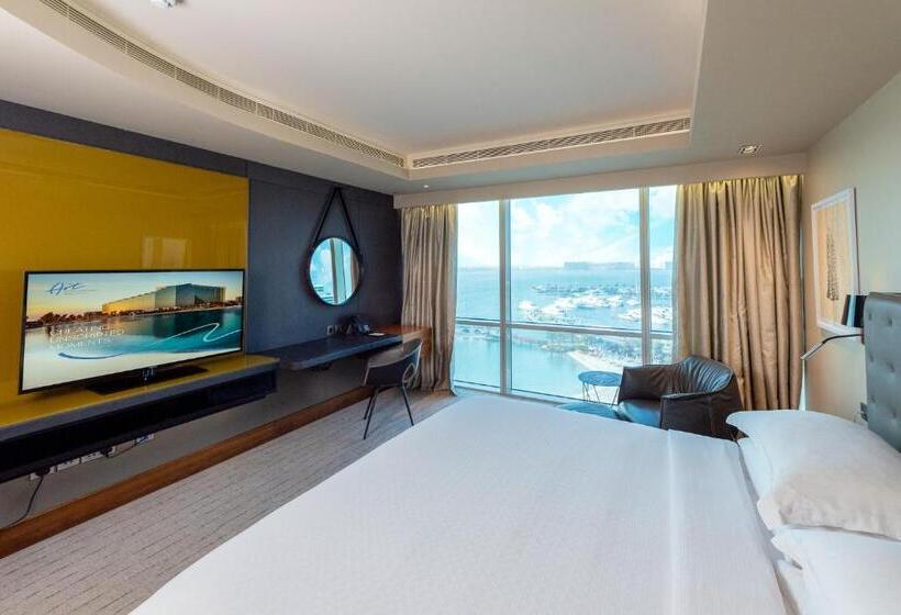 스위트, The Art Hotel & Resort