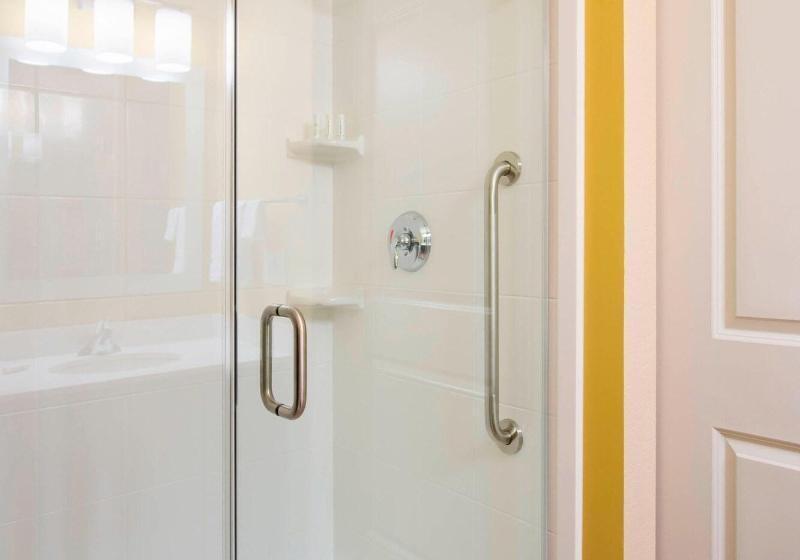 キングサイドベッドのスタンダードワンルーム, Towneplace Suites By Marriott Red Deer