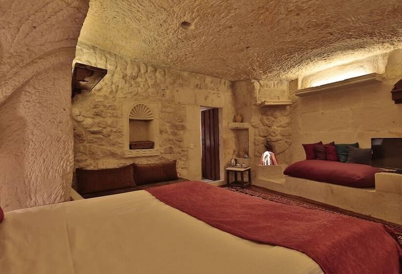 수피리어 룸, Urgup Evi Cave