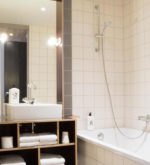 スタンダード４人部屋, Volks