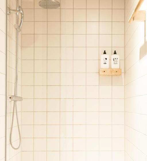 スタンダードルーム, Volks