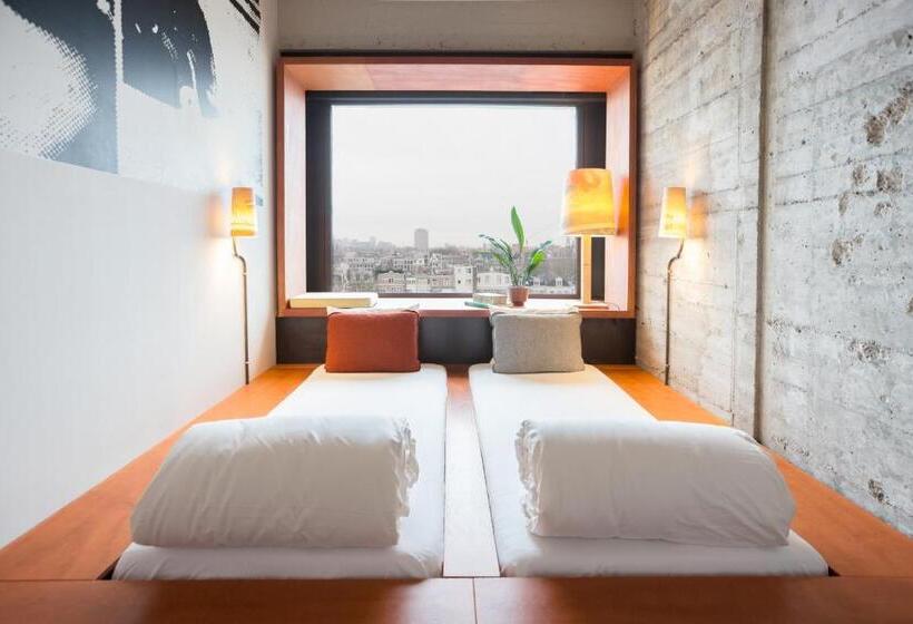 Standard Room, Volks