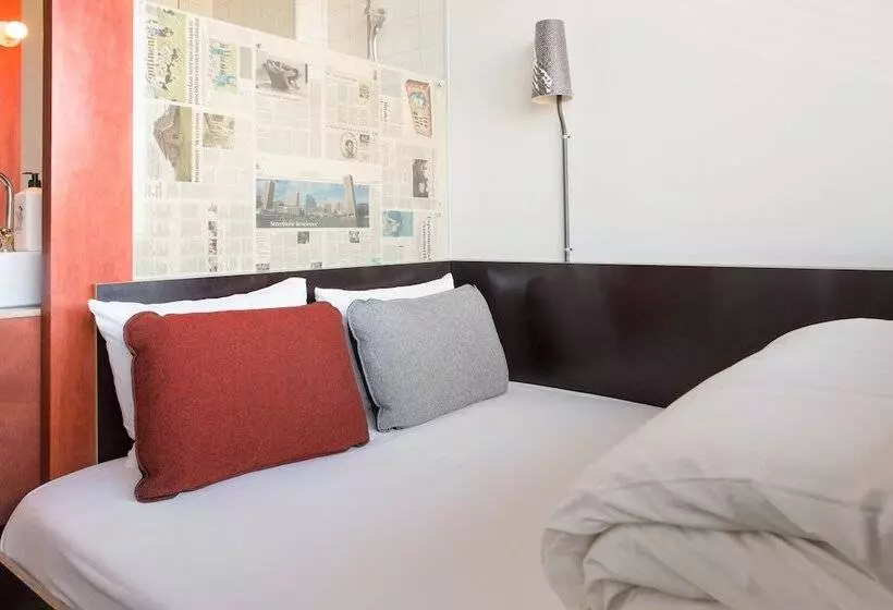 Basic Room, Volks