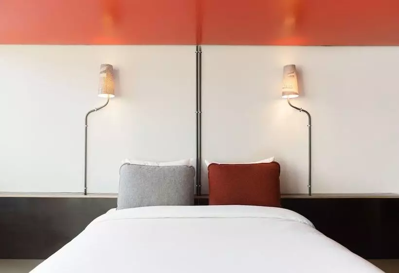 Standard Quadruple Room, Volks