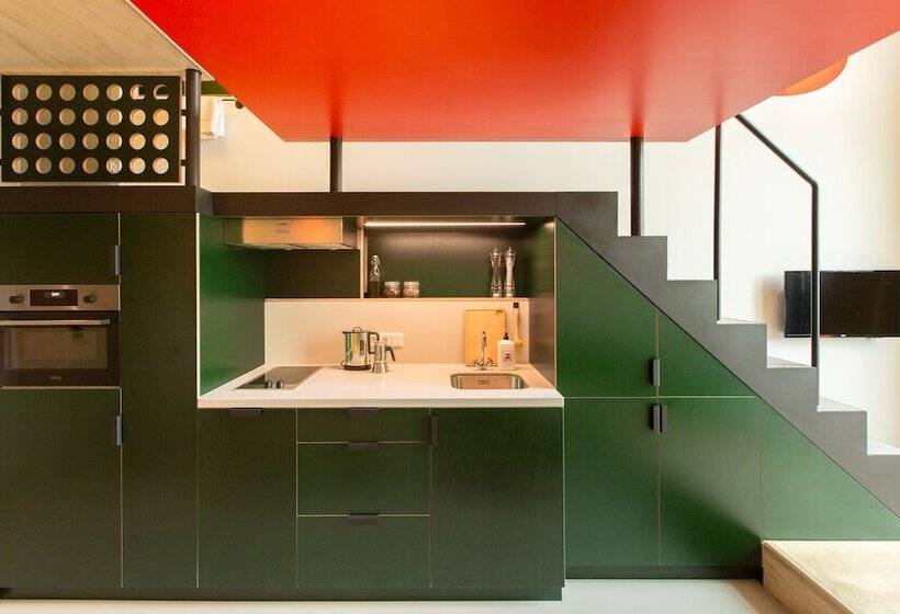 バルコニー付きスタンダードステューディオ, Volks