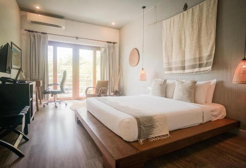 اتاق راحتی با چشمانداز استخر, Iroha Garden Hotel & Resort