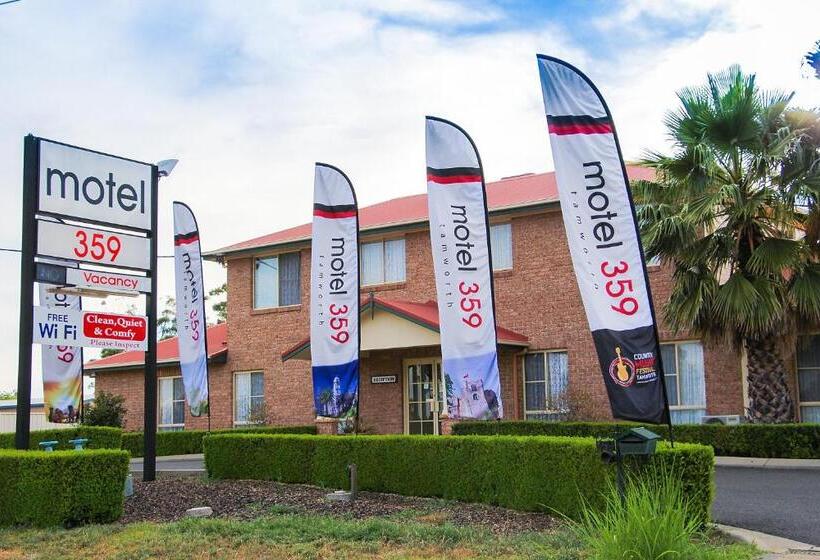 חדר בסיסי לארבעה, Motel 359