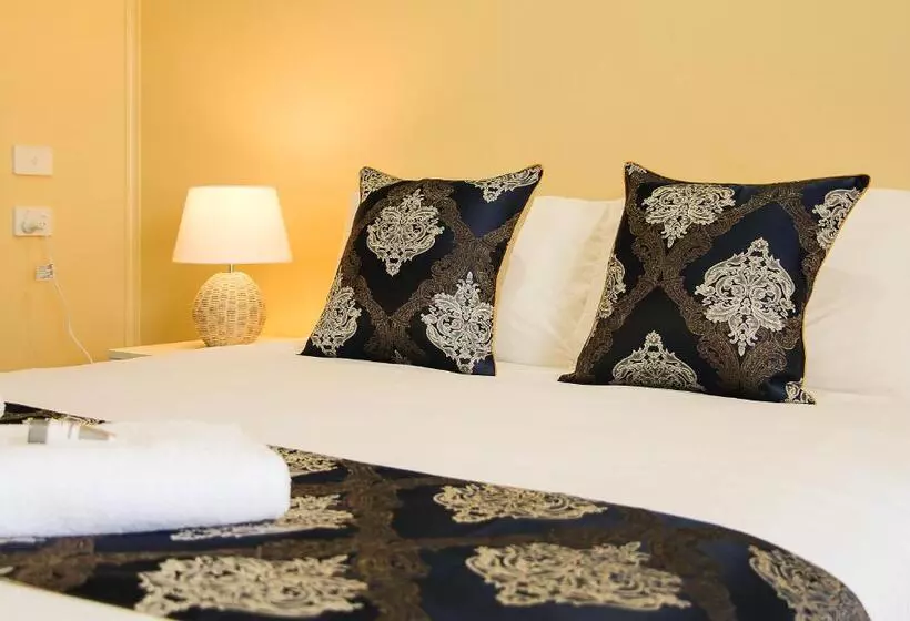 اتاق استاندارد, Motel 359