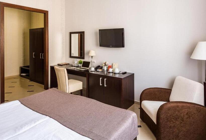 اتاق استاندارد, Taurus Hotel & Spa