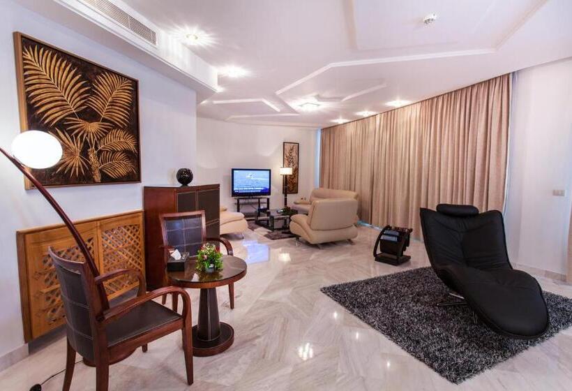 سوییت لوکس, The Penthouse Suites