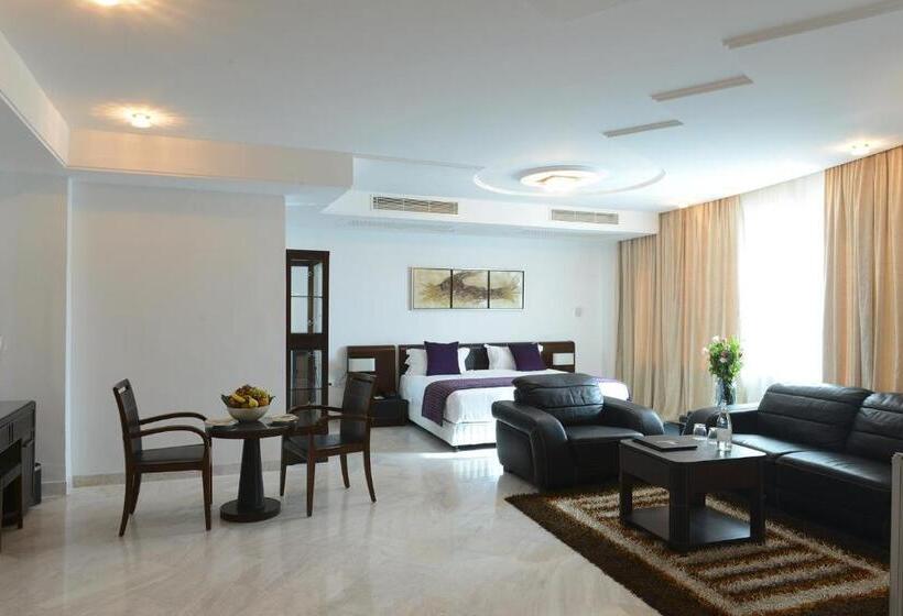 اتاق لوکس, The Penthouse Suites