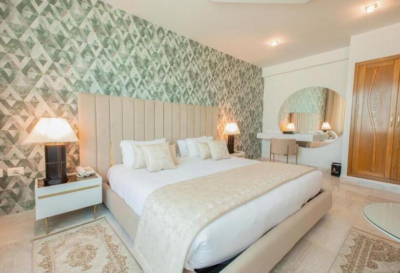 اتاق لوکس, The Penthouse Suites