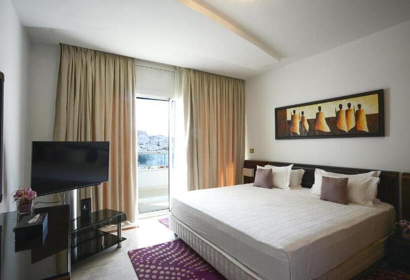 سوئیت رویال, The Penthouse Suites