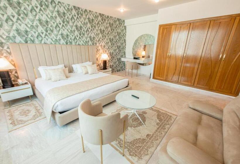 اتاق لوکس, The Penthouse Suites