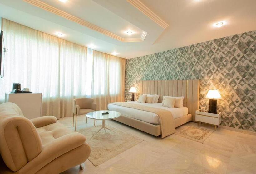 اتاق لوکس, The Penthouse Suites