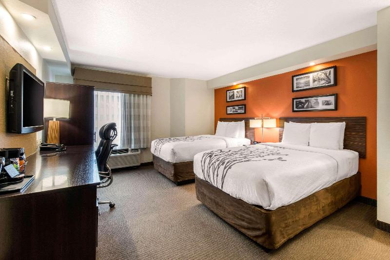 اتاق استاندارد, The Penthouse Suites