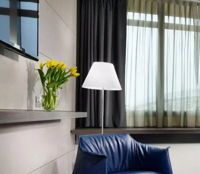 スーペリアールーム, Unahotels San Vitale Bologna