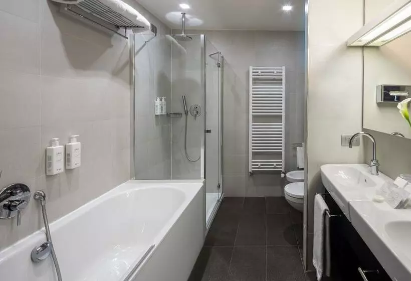 スイート, Unahotels San Vitale Bologna